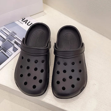 2024 Women's Summer Outdoor Beach Shoes Big Toe Holey Shoes For Women Men Croc Sandals Wrapped Slippers