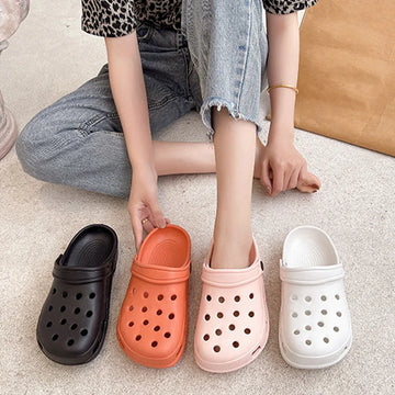 2024 Women's Summer Outdoor Beach Shoes Big Toe Holey Shoes For Women Men Croc Sandals Wrapped Slippers
