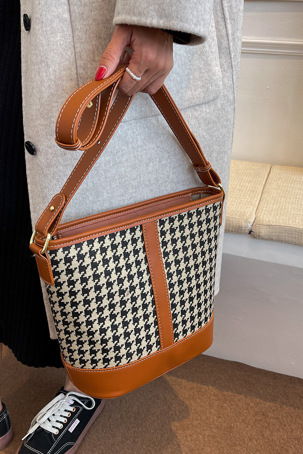 Houndstooth PU Leather Shoulder Bag