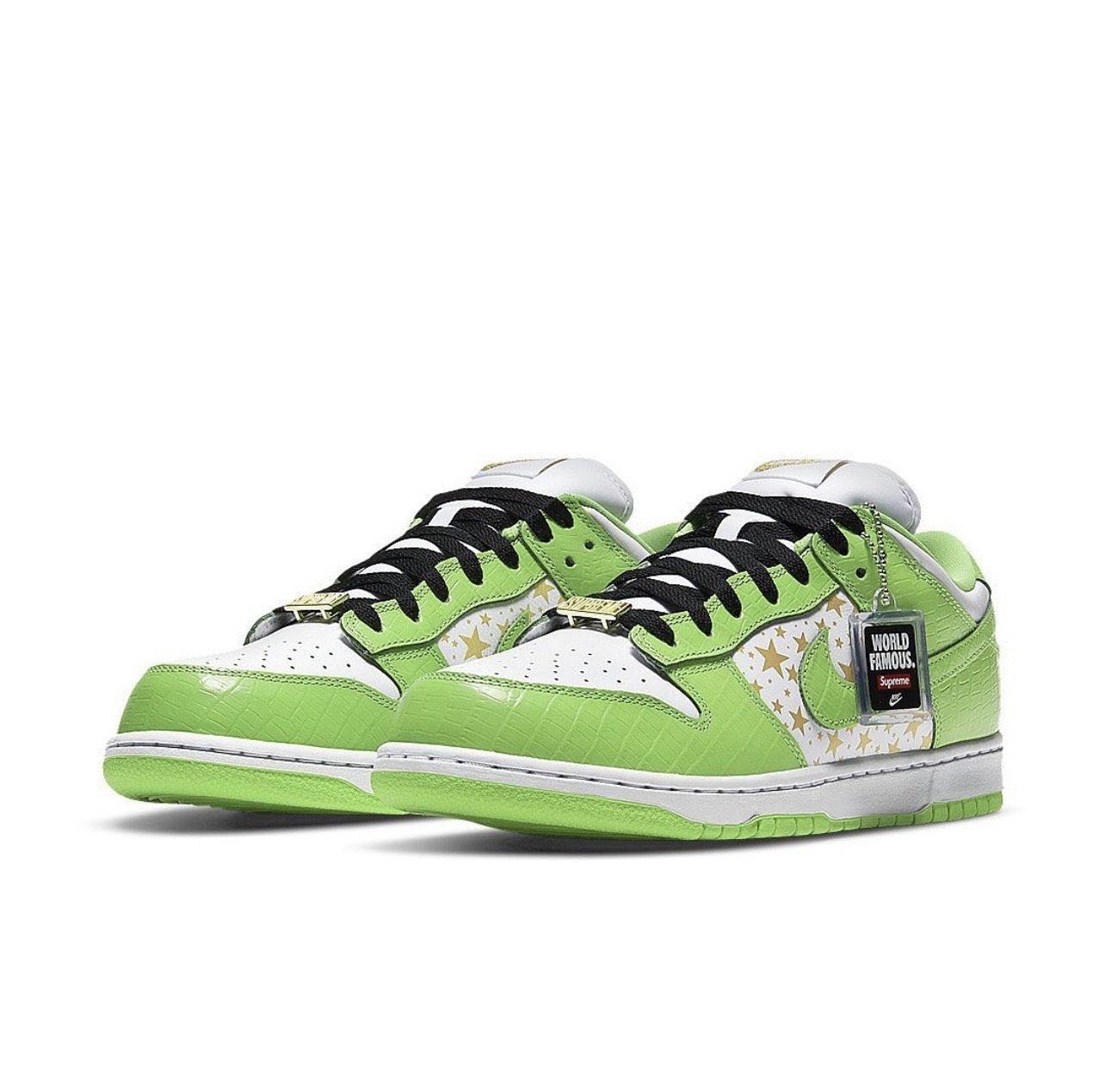 2021 Supreme x Nike SB Dunk Low “Mean Green” - CADEAUME
