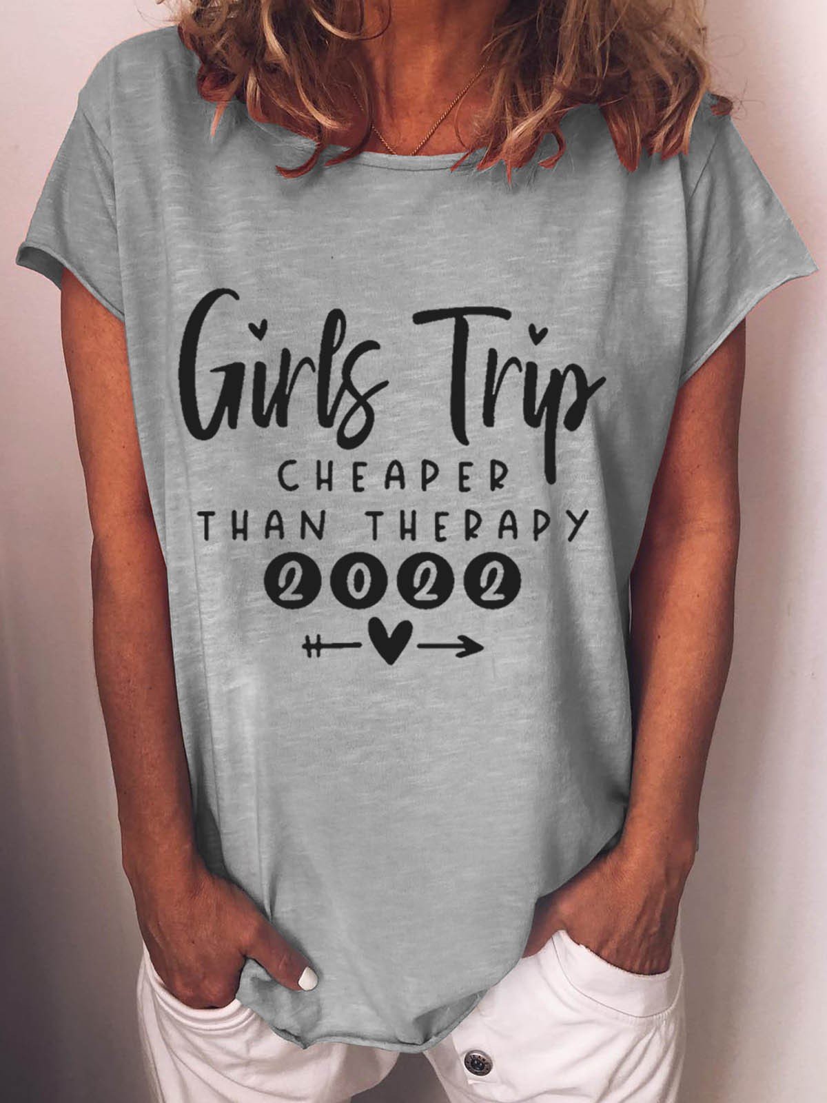 Women Girl's Trip Therapy 2022 Tee - Outlets Forever