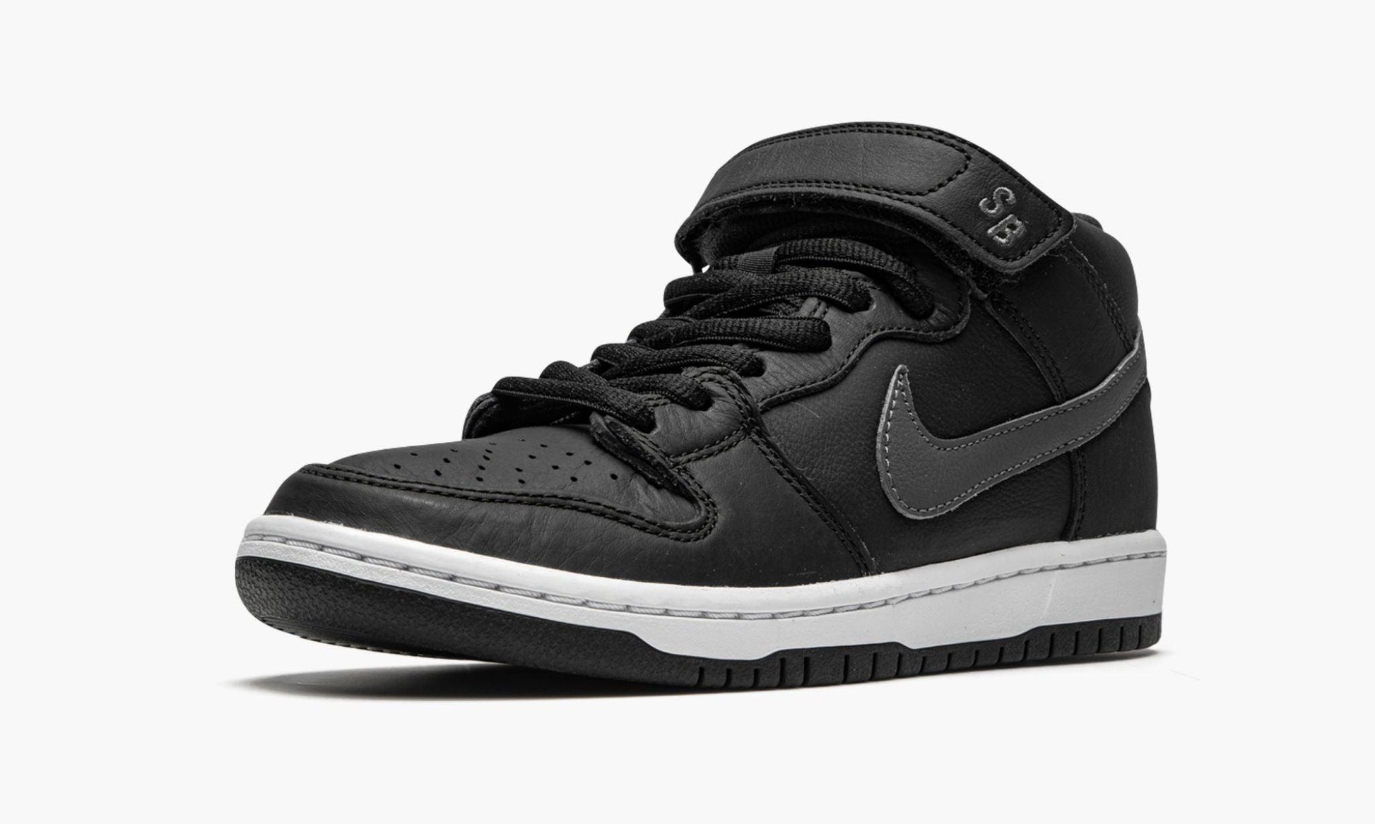 Nike Dunk Mid Pro ISO Men's Basketball Shoes - CADEAUME